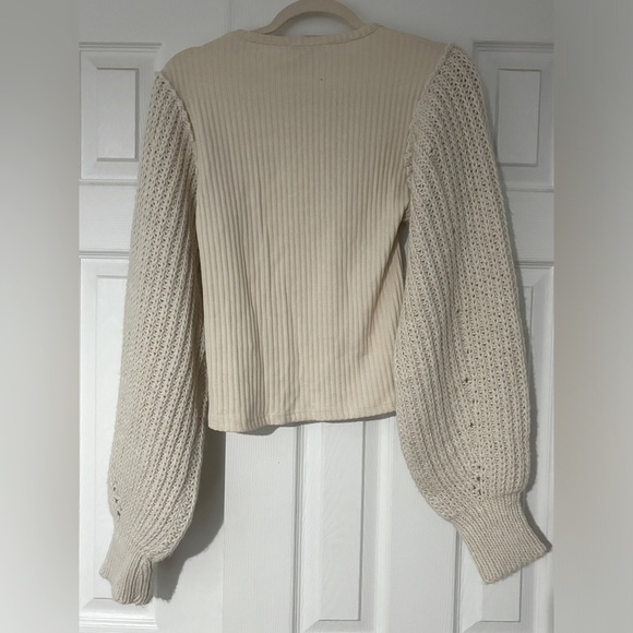 Zara Knit Sweater - Picture 3 of 3
